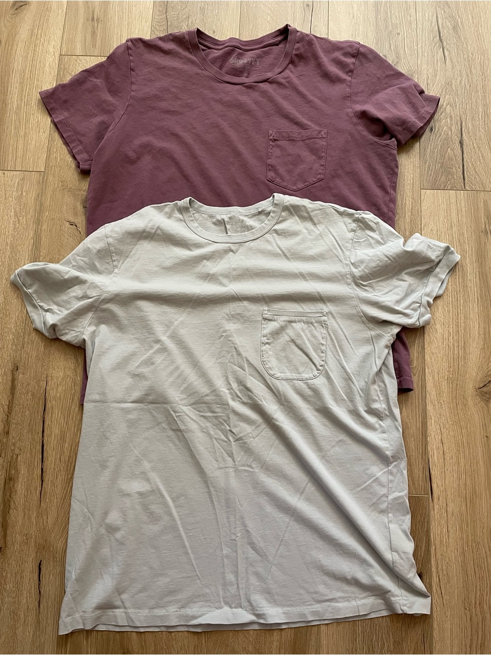 Bundle lot pair two Outerknown organic cotton t shirts sojourn and groovy both L